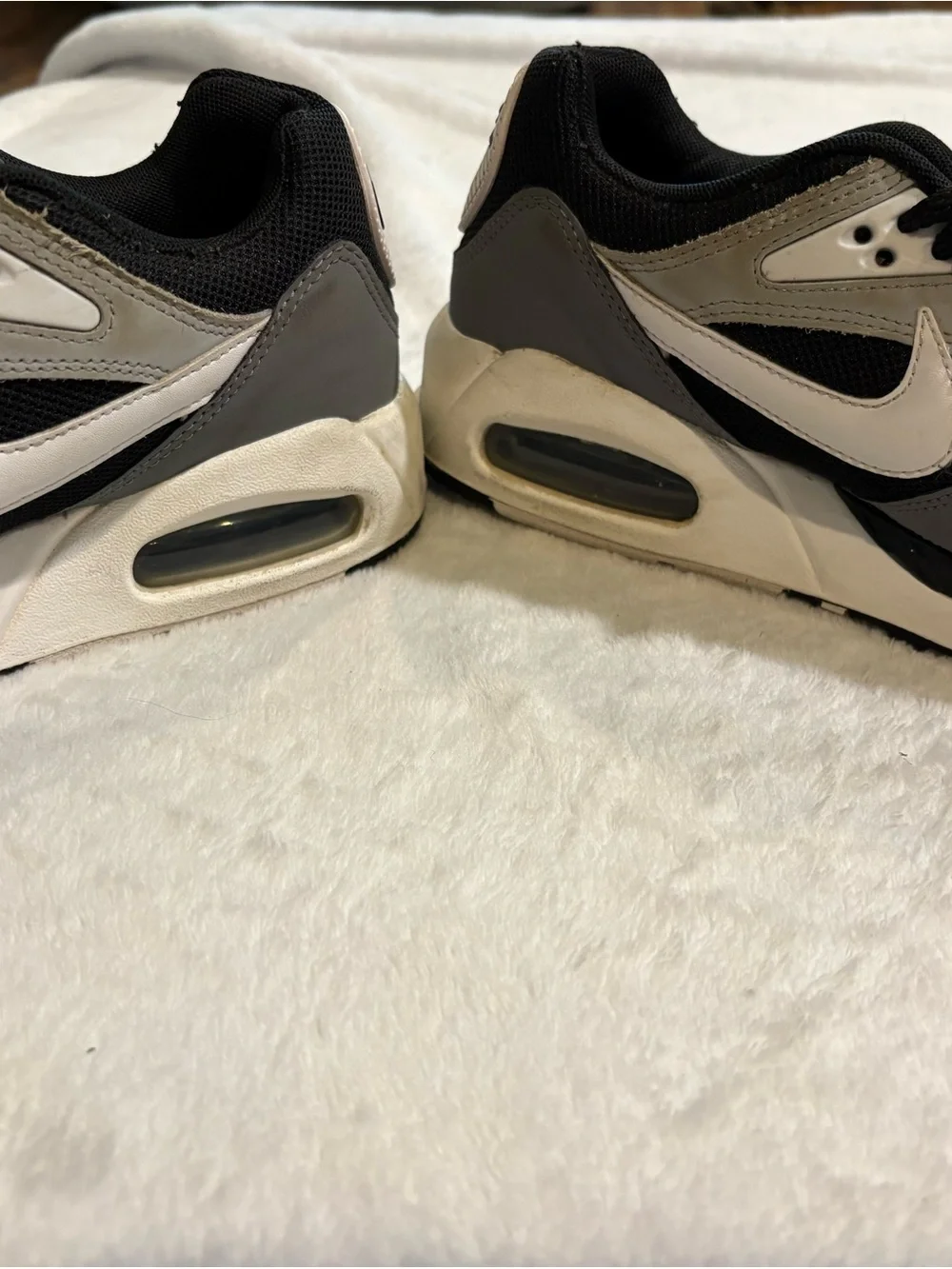 Nike Black and Gray Low-Top Sneakers